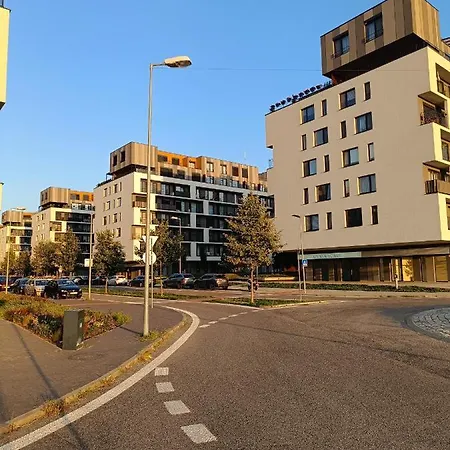 Appartement Cozy One-room With Garage And Ac Bratislava