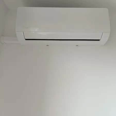 Cozy One-room With Garage And Ac Apartment Bratislava